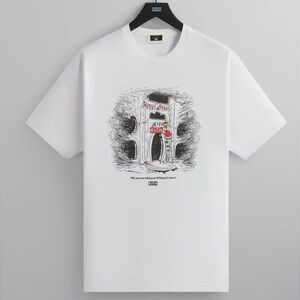 KITH X GRINCH SIGN VINTAGE TEE